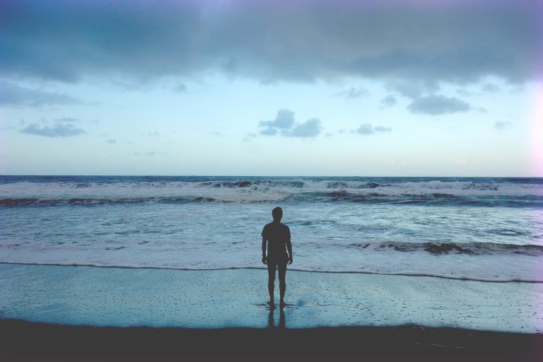 Perks of being single and why being single is not boring