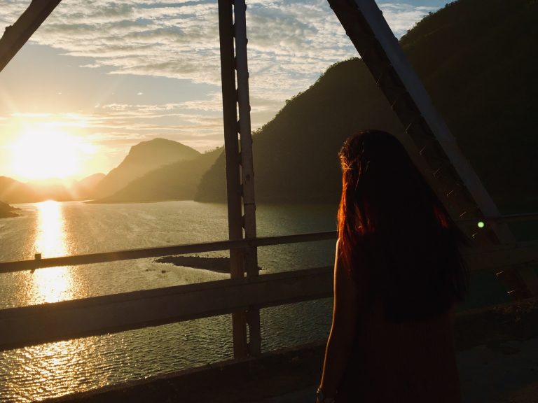 Nagising Akong Hindi Mo na Ako Kinikilala