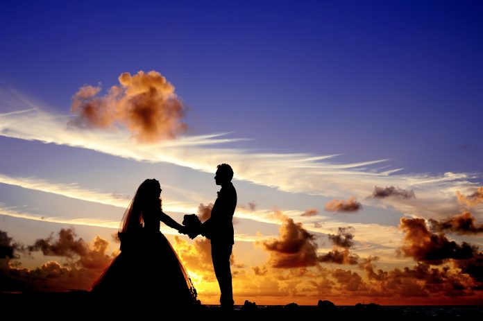 bride-clouds-couple-37521