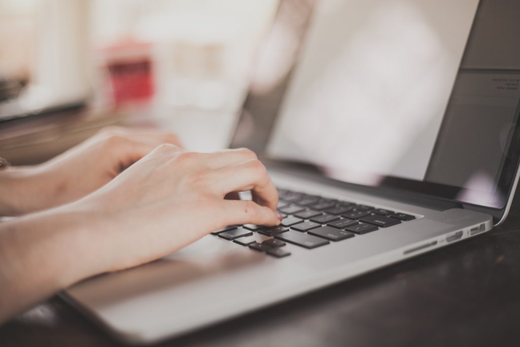 Become an Online Mentor