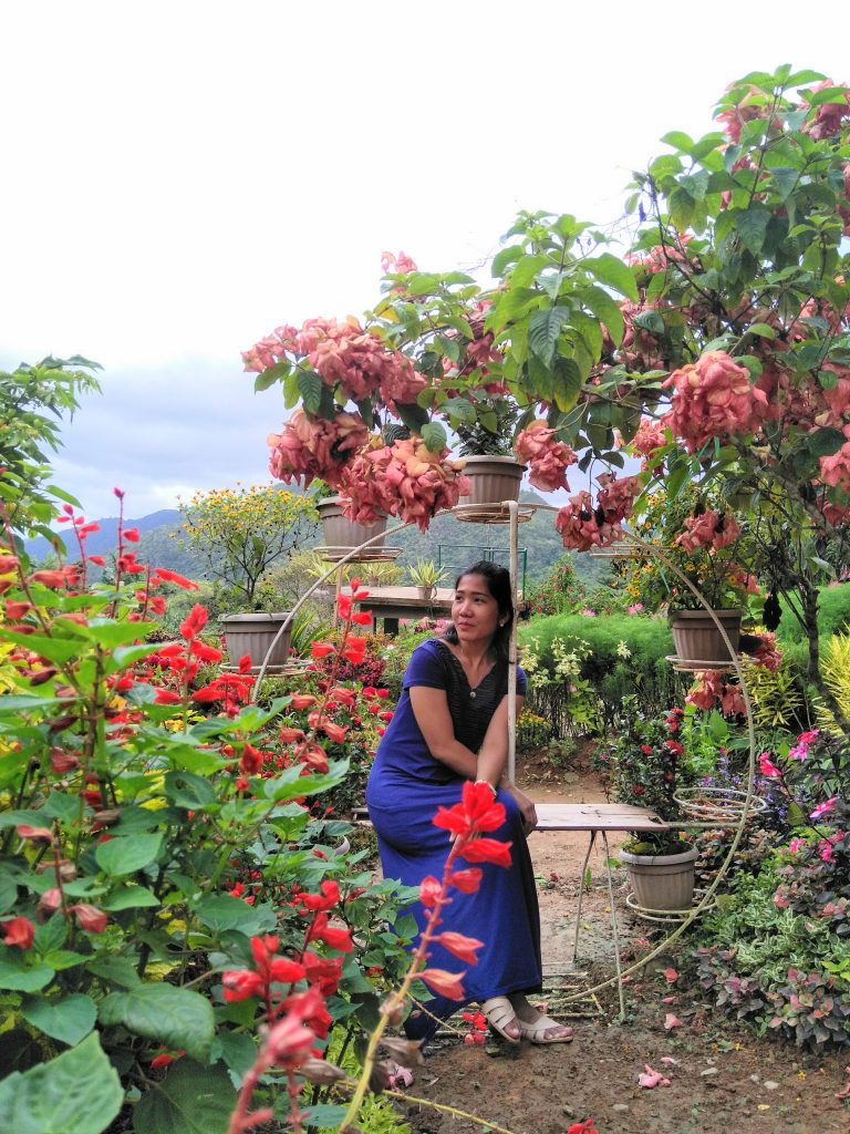 Pangarap muna, bago pag-ibig! 😁 (Find joy in seeking God as you wait.)