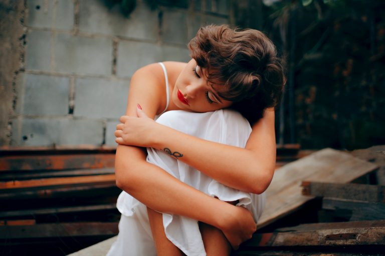 Some of the things you must know about a girl who was broken