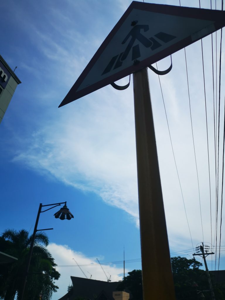 Dahil mahal kita, Malaya kana.