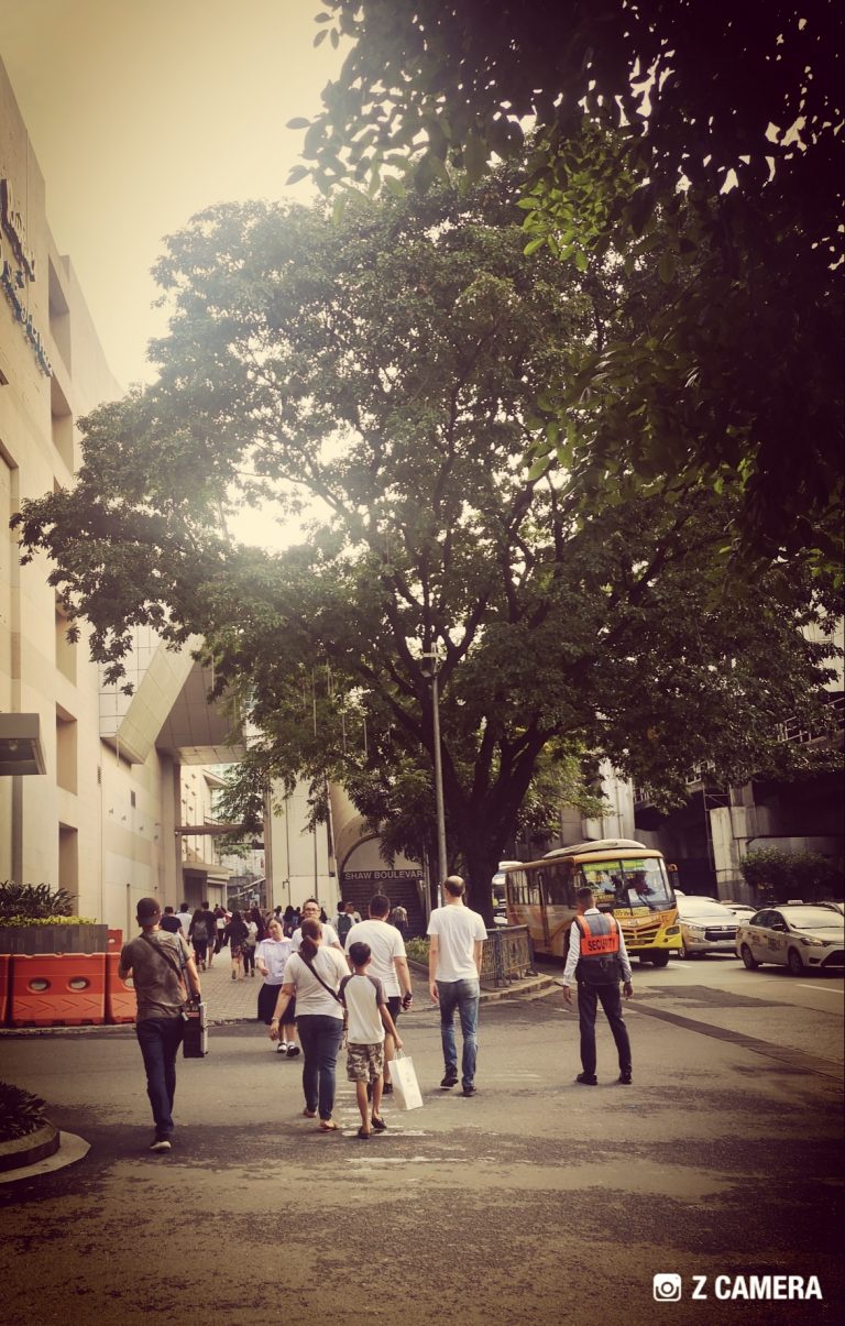 Paano matitiis ang lungkot