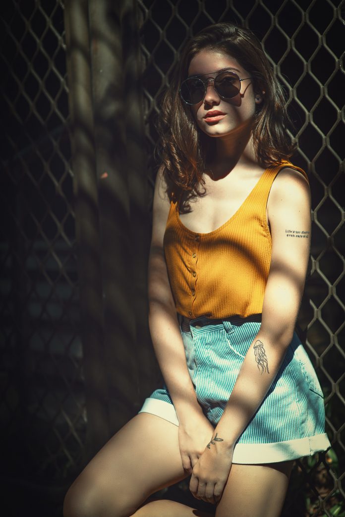attractive-beautiful-beauty-1926843