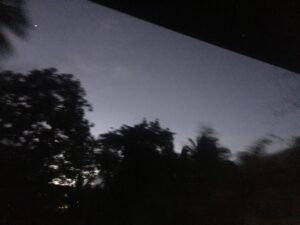 “Minsan, isang araw Puso’y napasigaw Nahulog sa iyo ‘Di ko na matanaw” -Tagu-taguan(Moira Dela Torre)