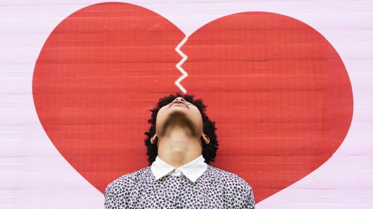 Kasi mahal kita kahit alam kong mali