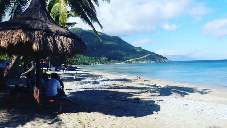 LARO, PAGBANGON, PAGHIHINTAY, PANINIWALA