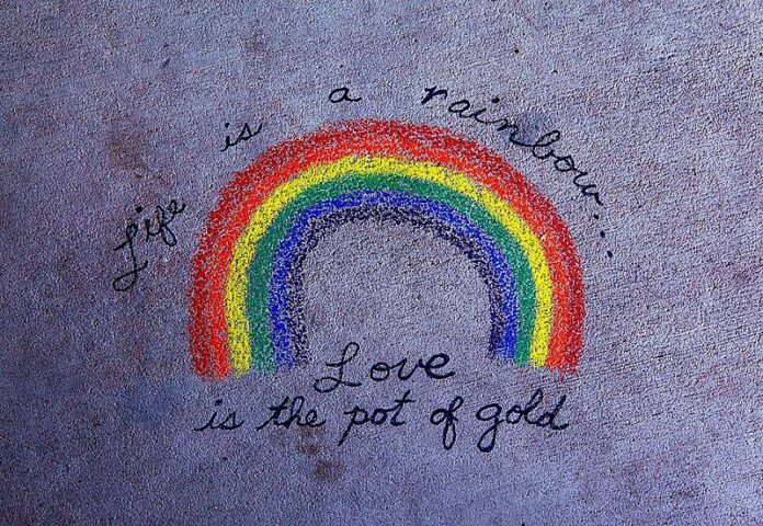 800px-Life_Is_A_Rainbow_Love_Is_The_Pot_of_Gold_4457097679